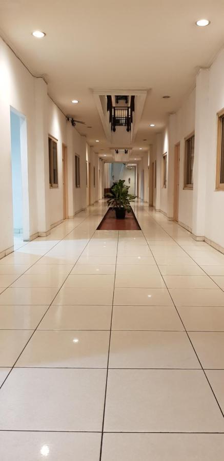 Hotel Dequr Jakarta Kota Esterno foto