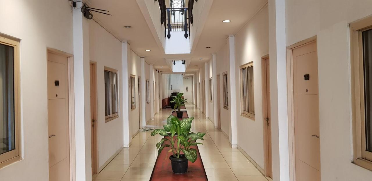 Hotel Dequr Jakarta Kota Esterno foto