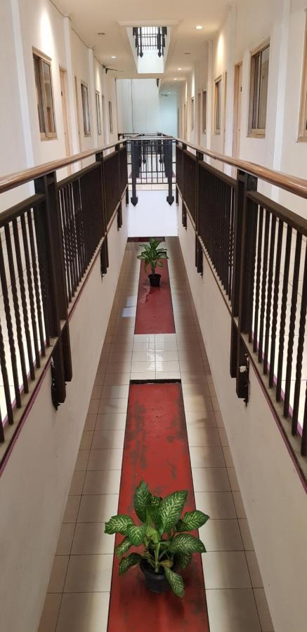 Hotel Dequr Jakarta Kota Esterno foto